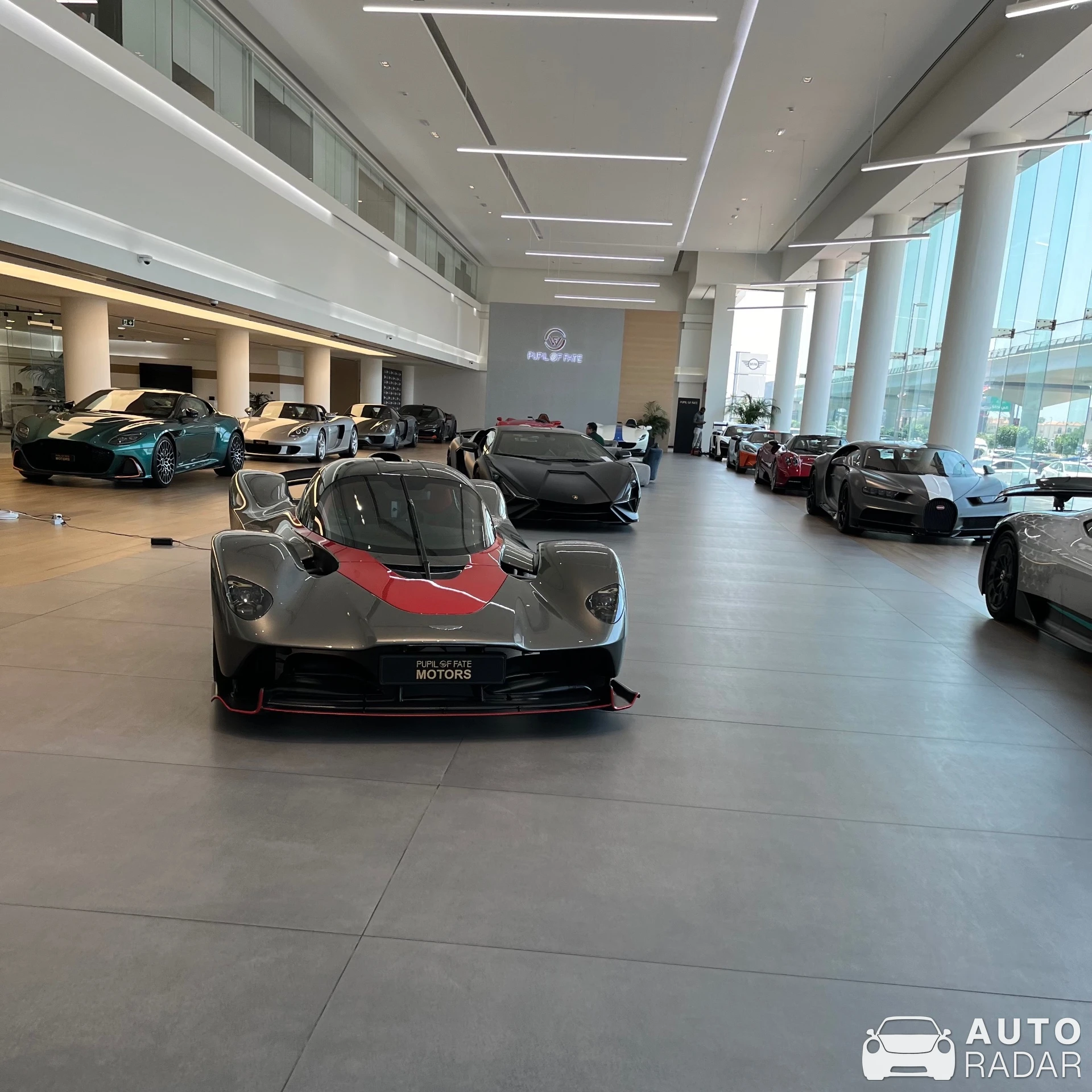 Aston Martin Valkyrie spotted in Dubai, Vereinigte Arabische Emirate