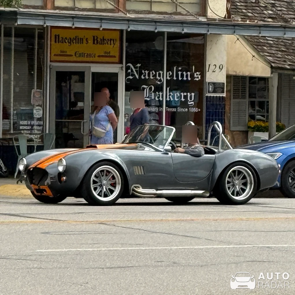 Shelby Cobra 427 Replica spotted in New Braunfels
