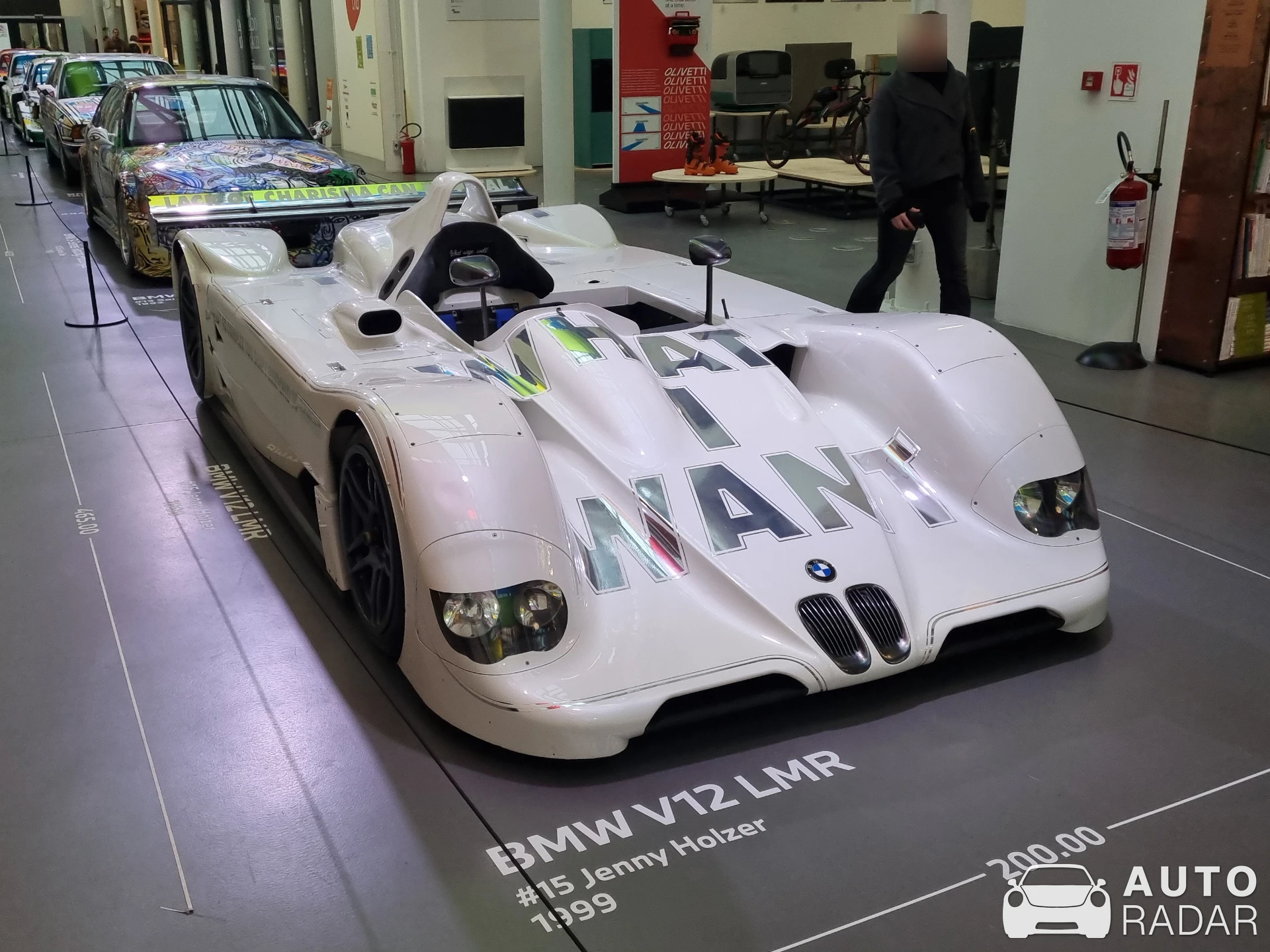 BMW V12 LMR spotted in Milano
