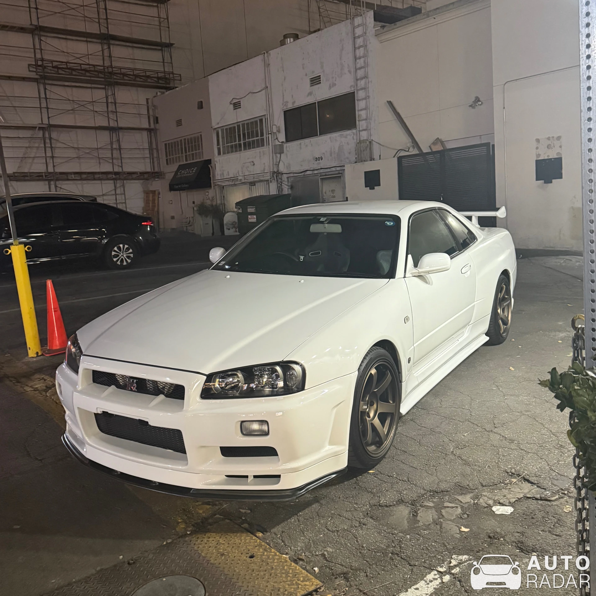 Nissan Skyline R34 GT-R V-Spec spotted in Beverly Hills, United States