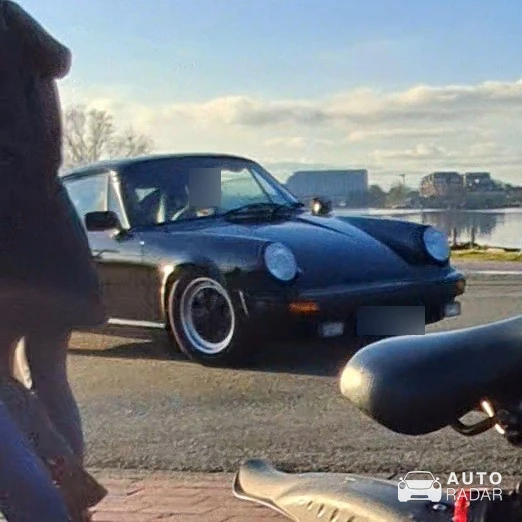 Porsche 911 Carrera 3.0 spotted in Wilhelmshaven, Germany