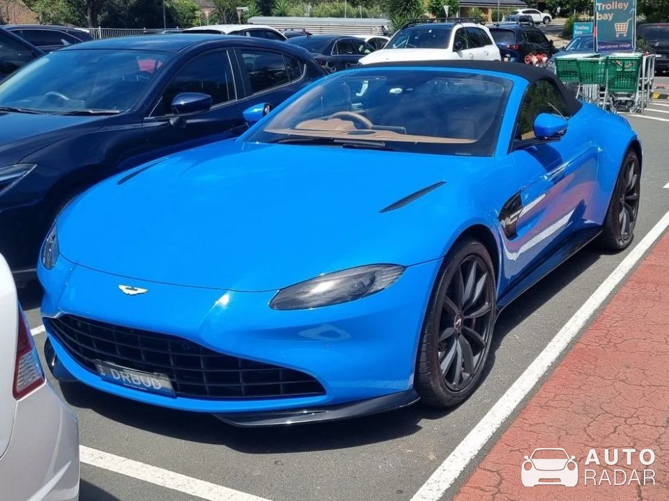 Aston Martin V8 Vantage Roadster spotted in Sydney, Australia