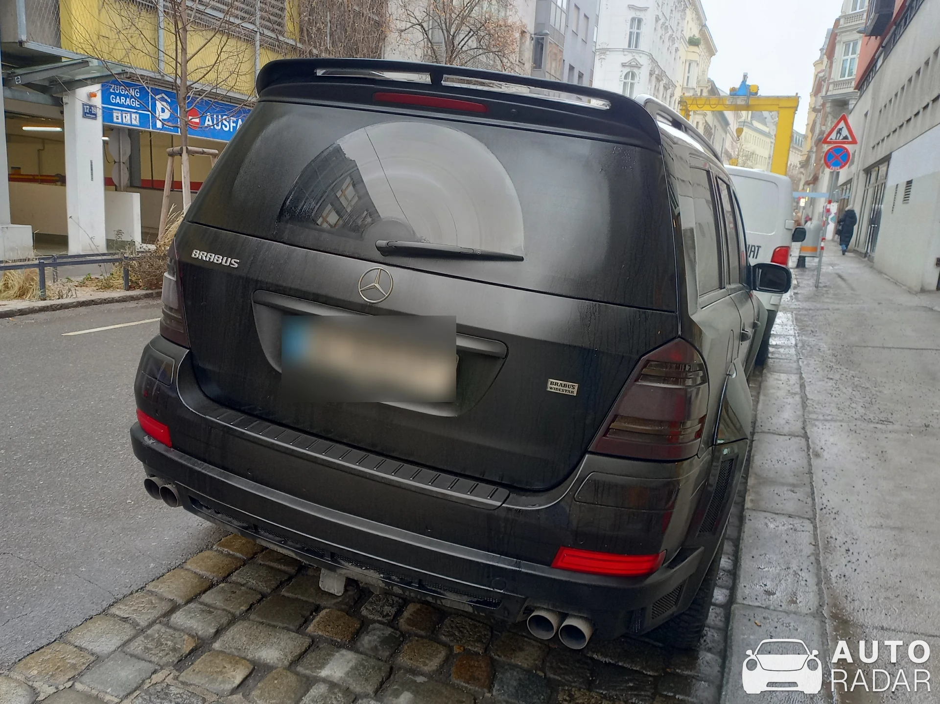 Mercedes-Benz MKB GL 65 AMG X164 spotted in Vienna