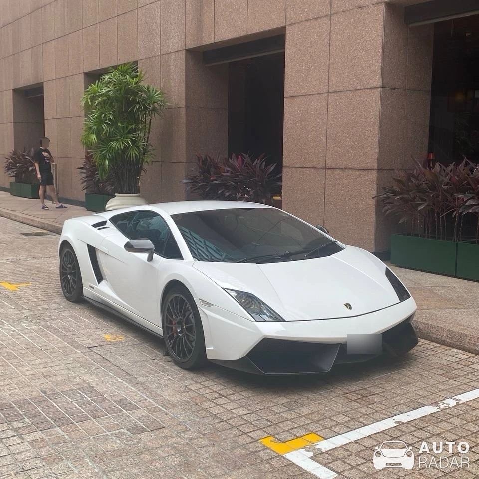 Lamborghini Gallardo LP550-2 Singapore Limited Edition spotted in Singapore