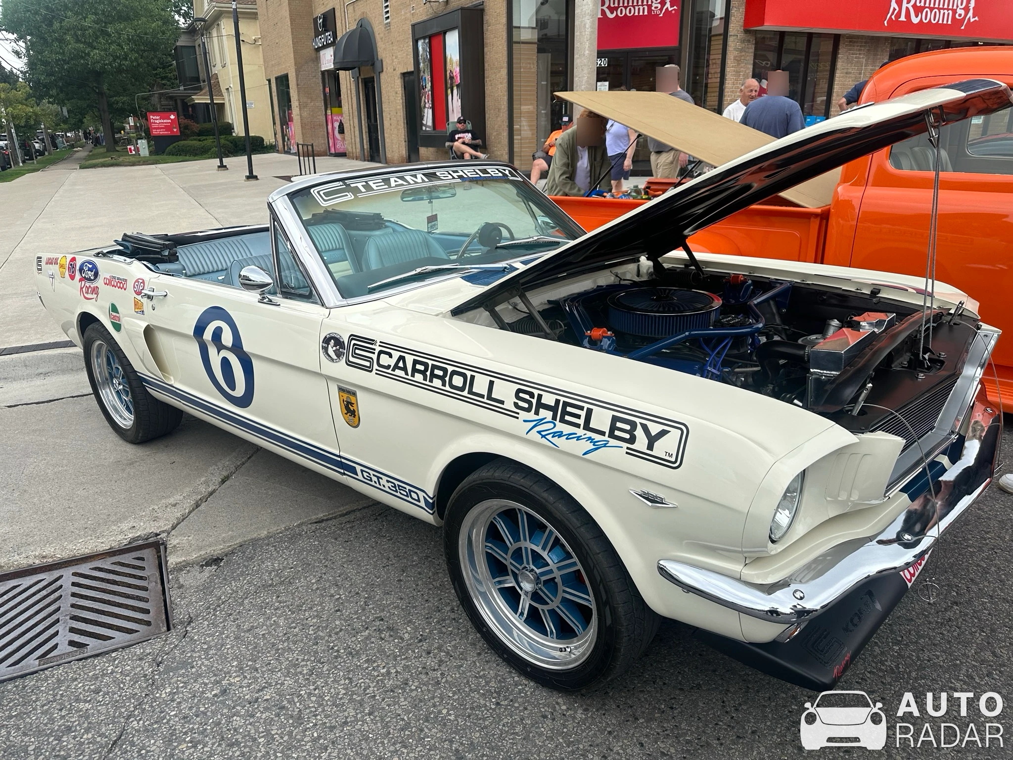 Ford Mustang Shelby GT350 Convertible spotted in London