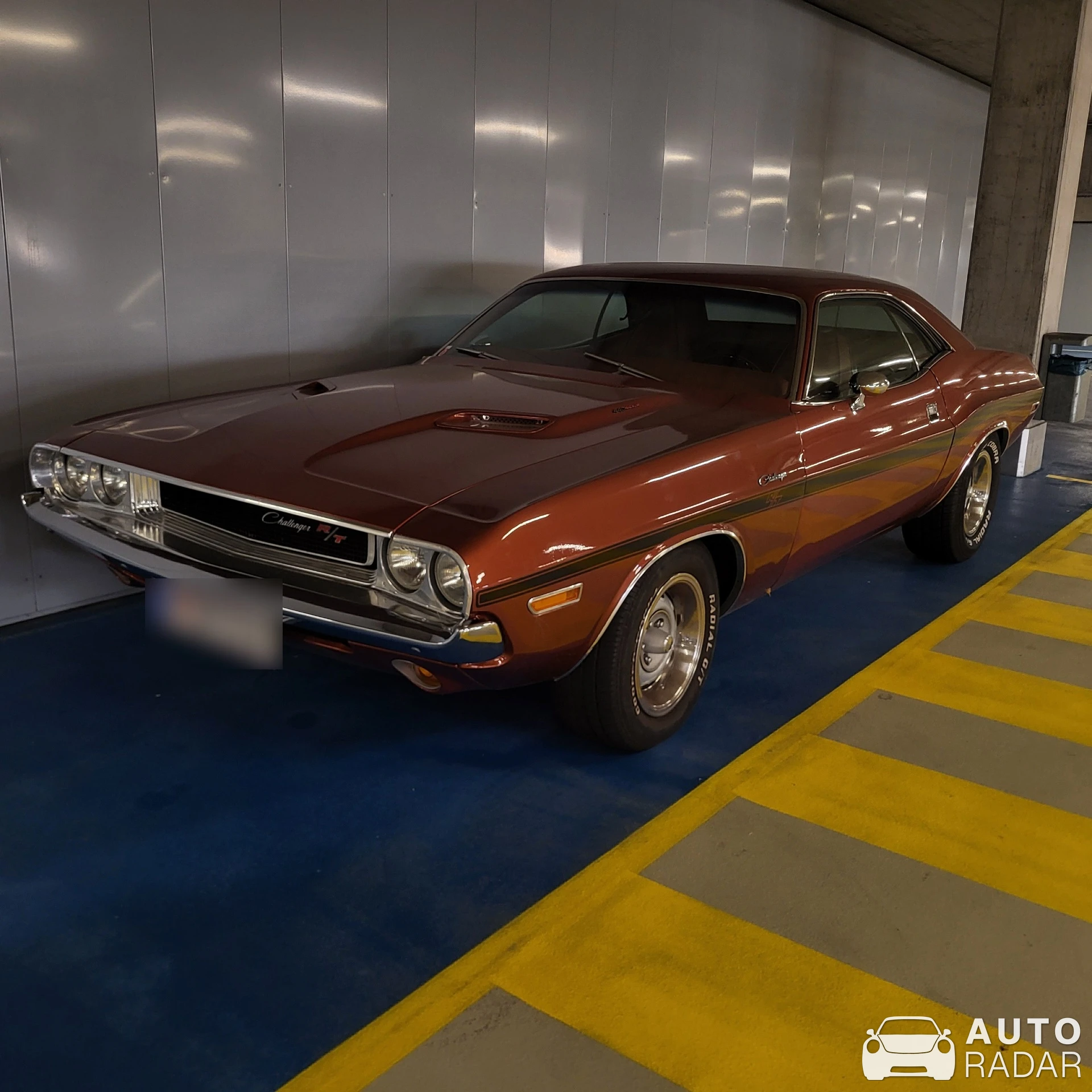 Dodge Challenger R/T spotted in Wien, Austria