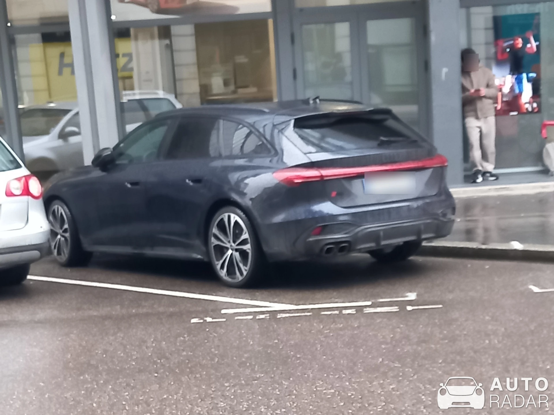 Audi S5 Avant B10 spotted in Annecy, France
