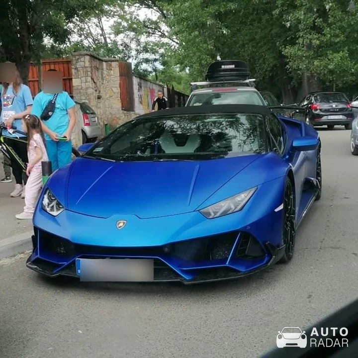 Lamborghini Huracán LP640-4 EVO Spyder spotted in Skopje, North Macedonia