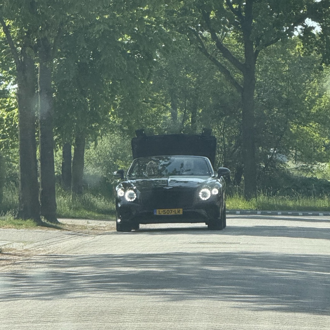 Bentley Continental GTC V8 First Edition