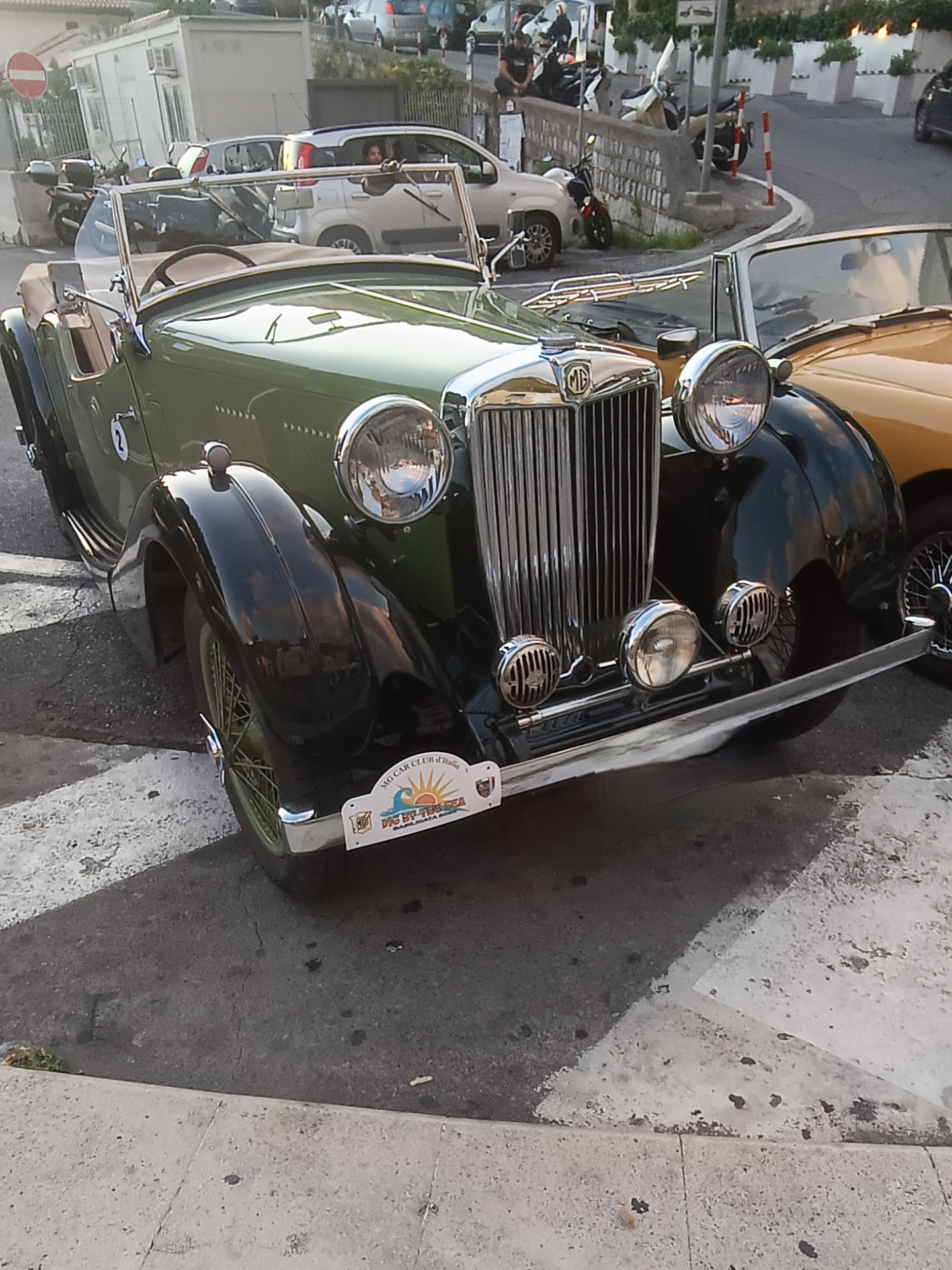 MG VA Saloon