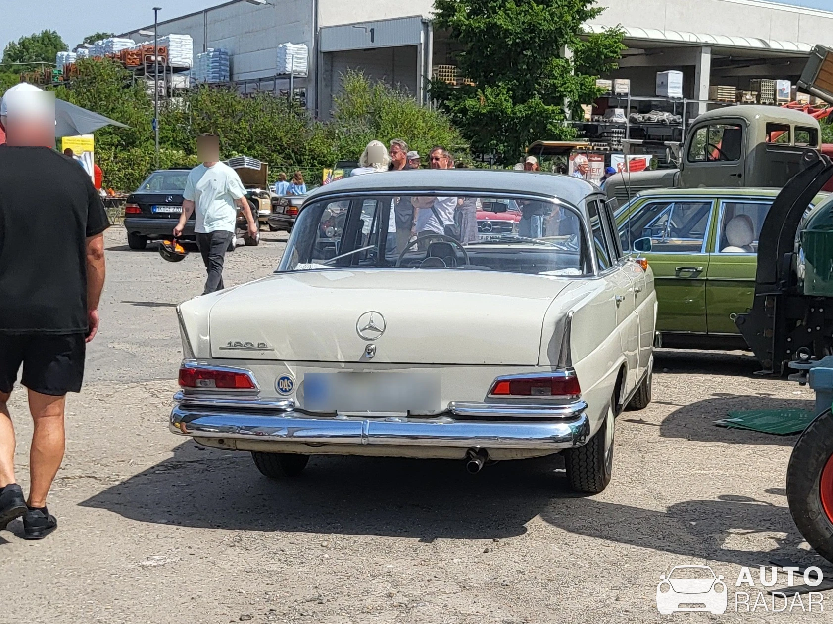 Mercedes-Benz 190D W121 spotted in Mülheim an der Ruhr