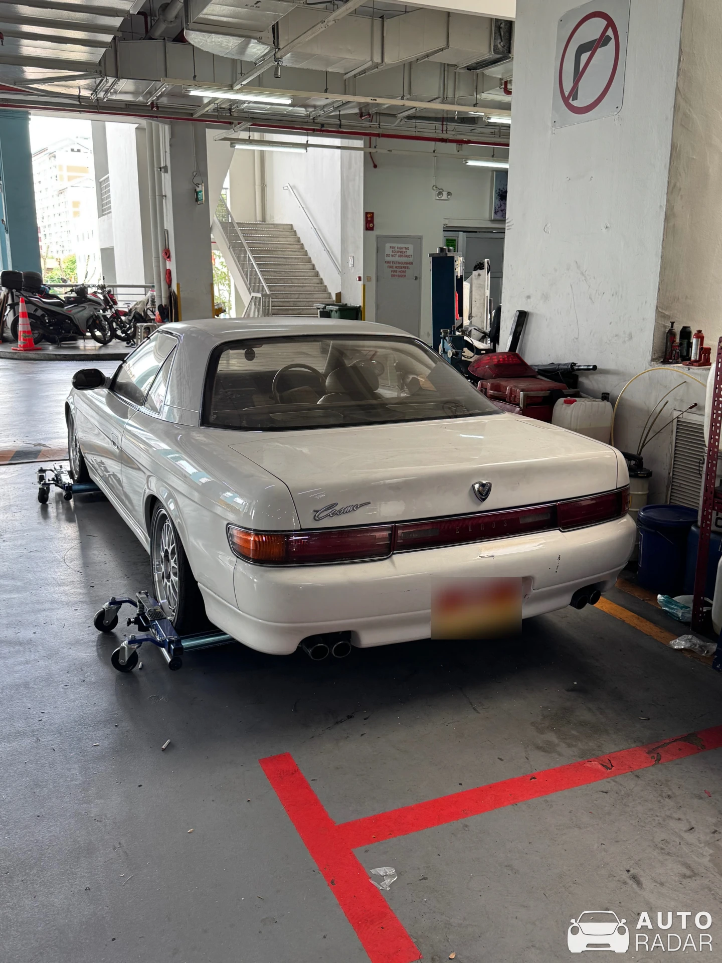 Mazda Eunos Cosmo spotted in Singapore