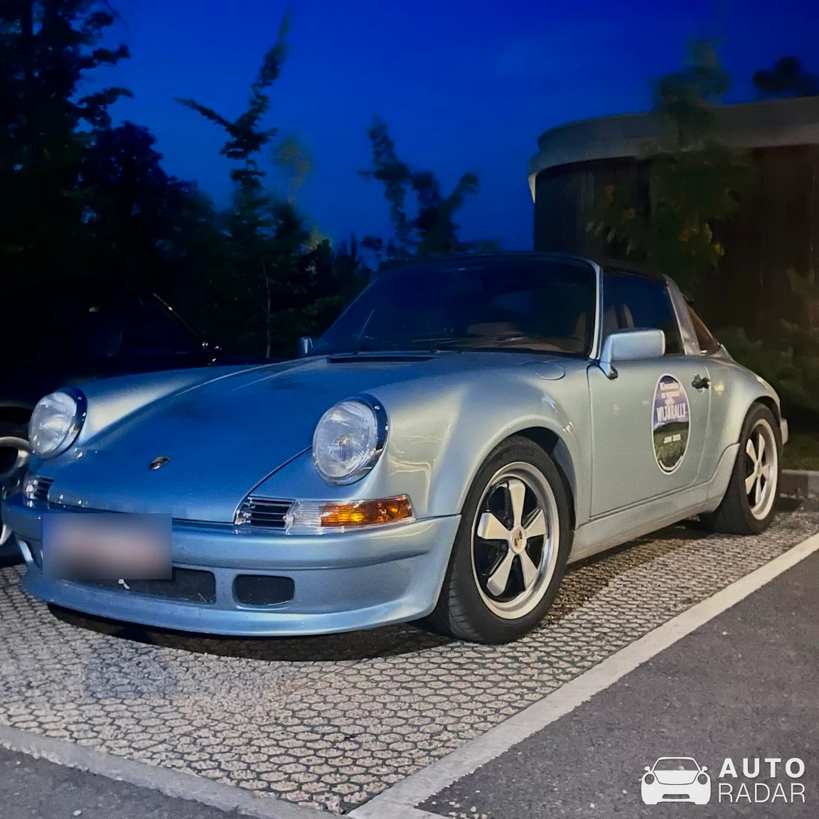 Singer 911 Targa spotted in Mutigny