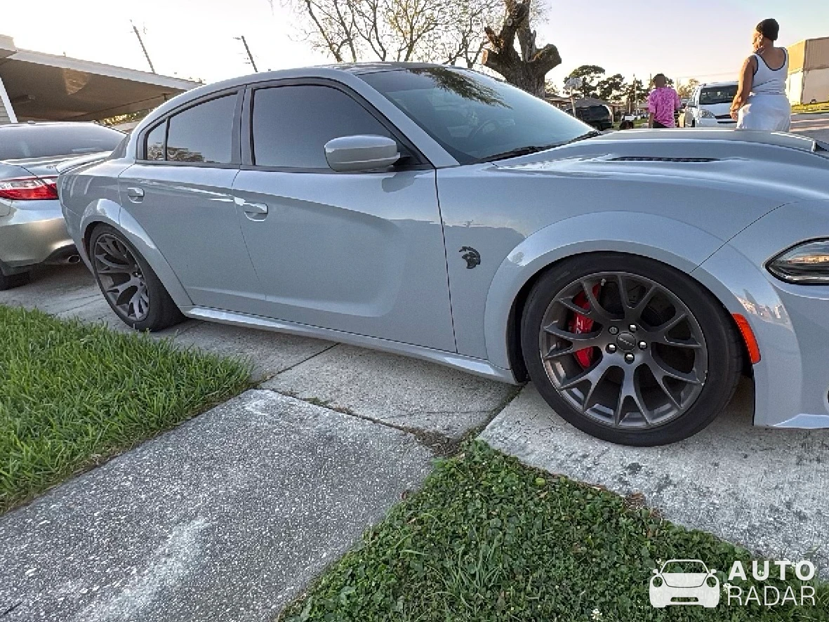 Dodge Charger SRT Hellcat Widebody spotted in New Orleans