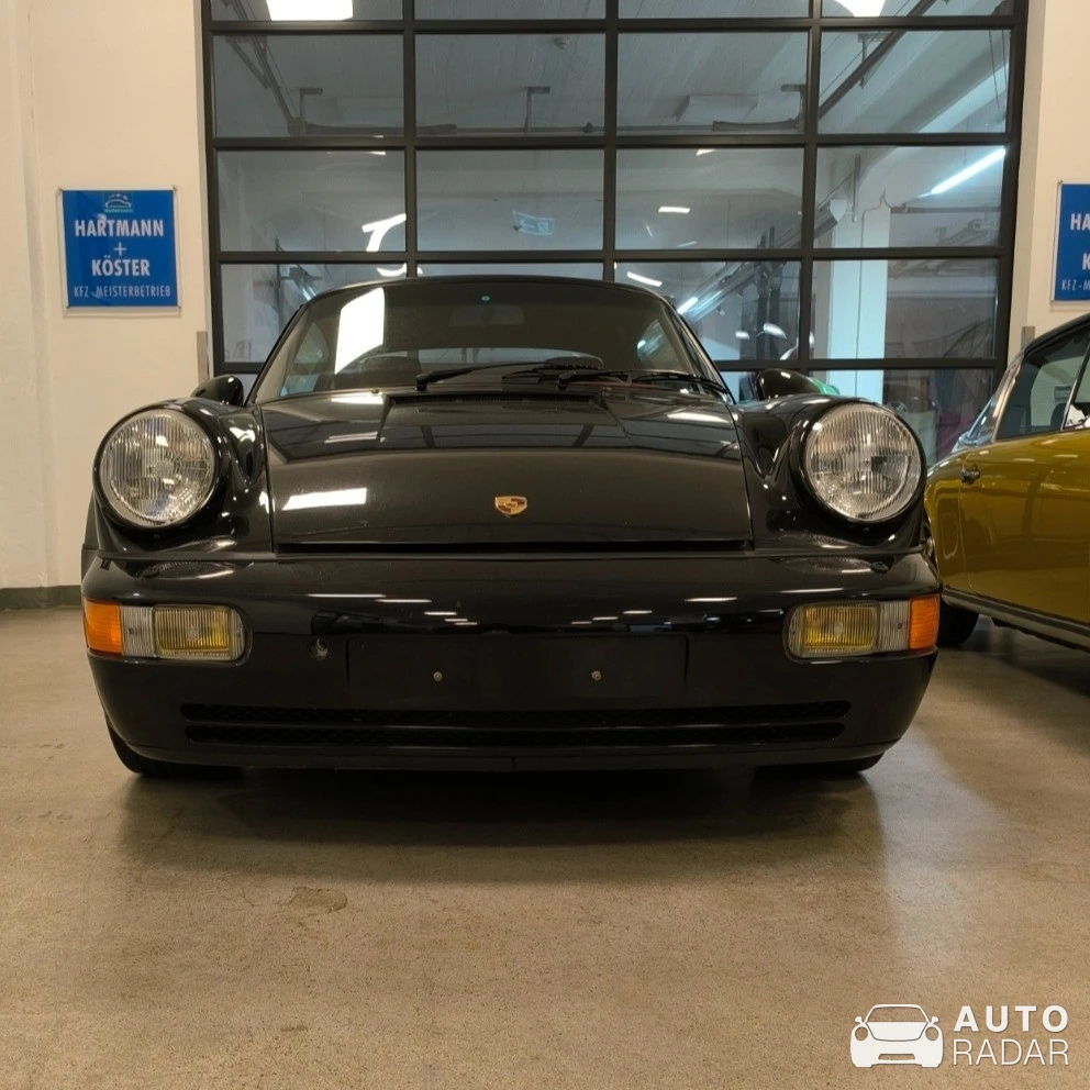 Porsche 930 Turbo spotted in Bielefeld, Germany