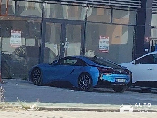 BMW i8 spotted in Etimesgut, Türkiye