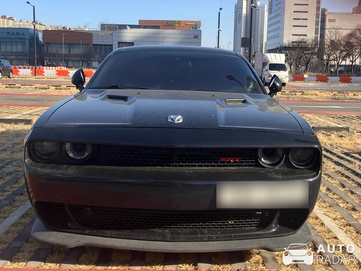 Dodge Challenger SRT Hellcat spotted in Paju-si