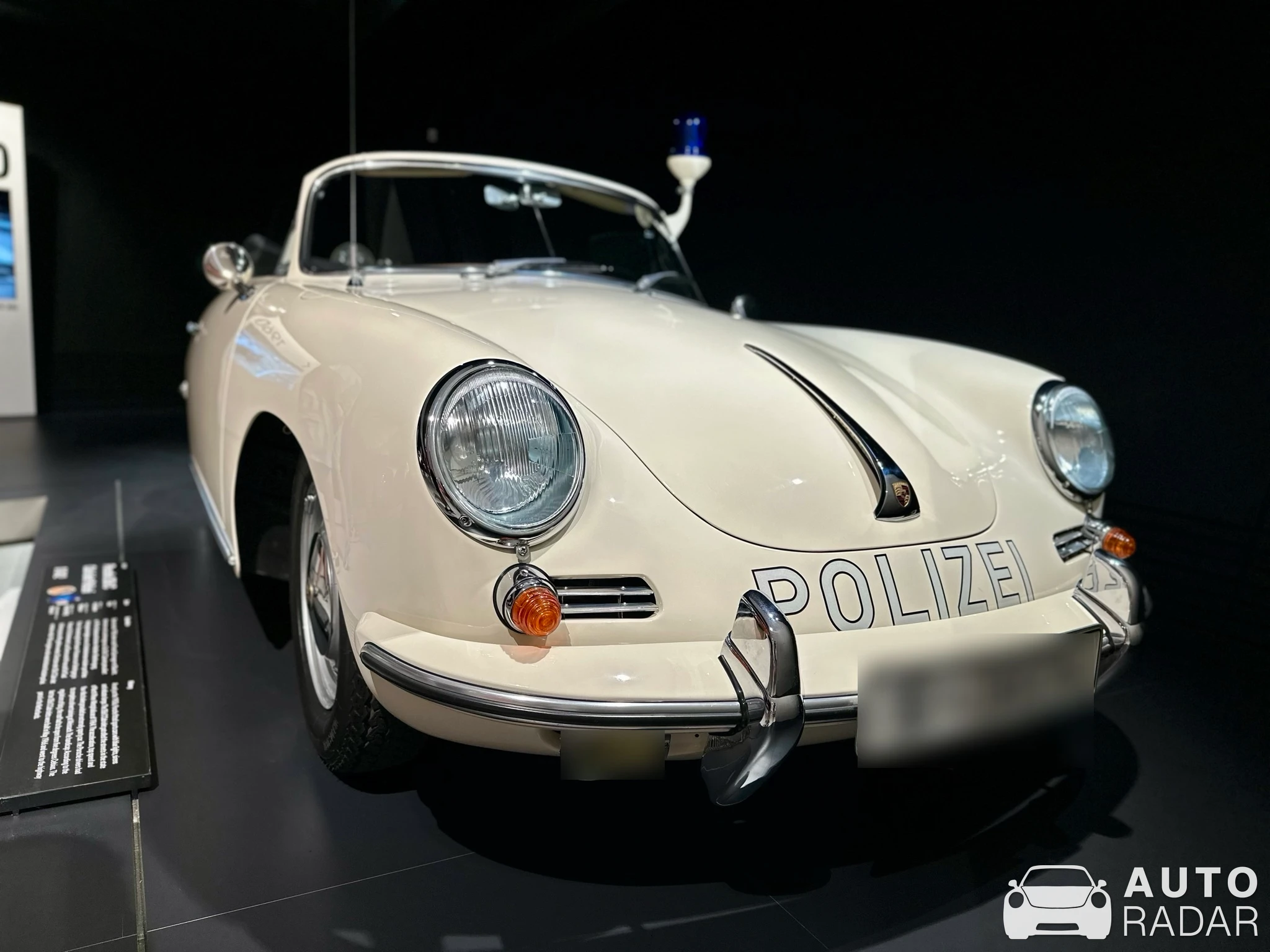Porsche 356 C Cabriolet Polizei spotted in Stuttgart