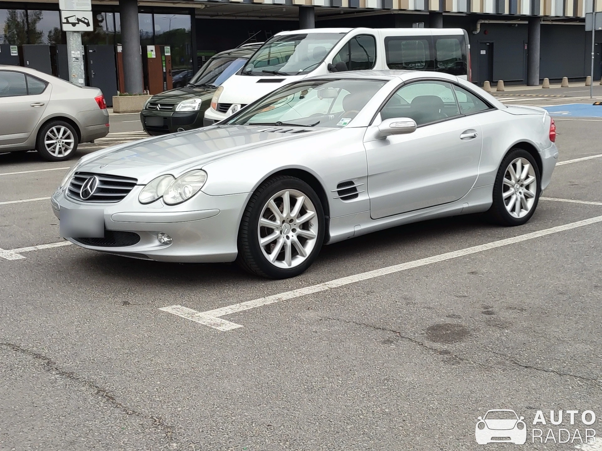Mercedes-Benz SL 600 R230 spotted in Olsztyn