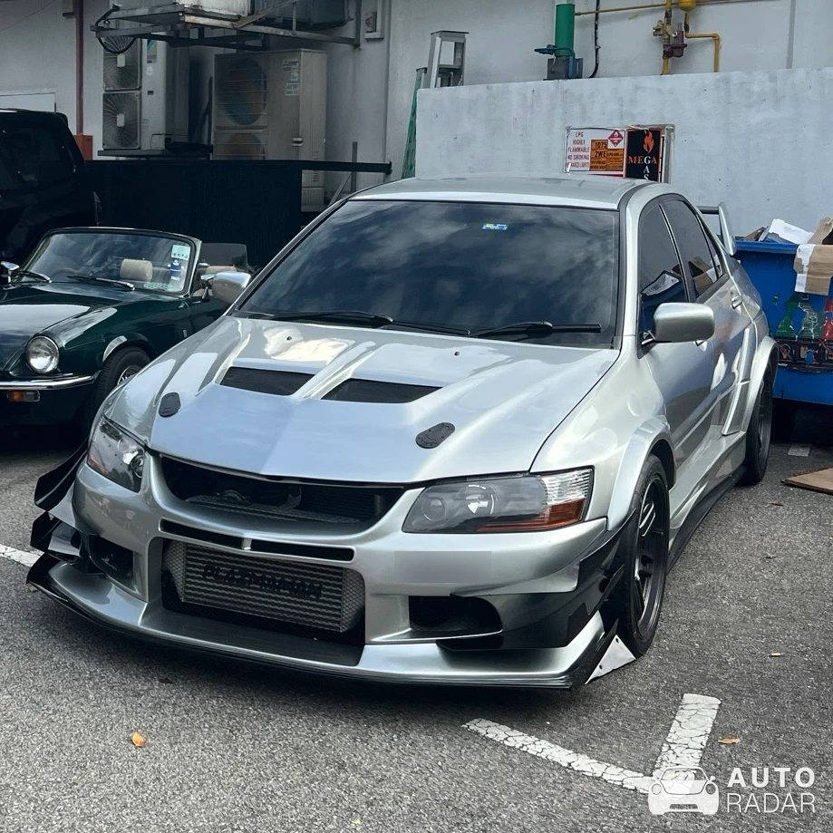 Mitsubishi Lancer Evolution IX RS spotted in Singapore