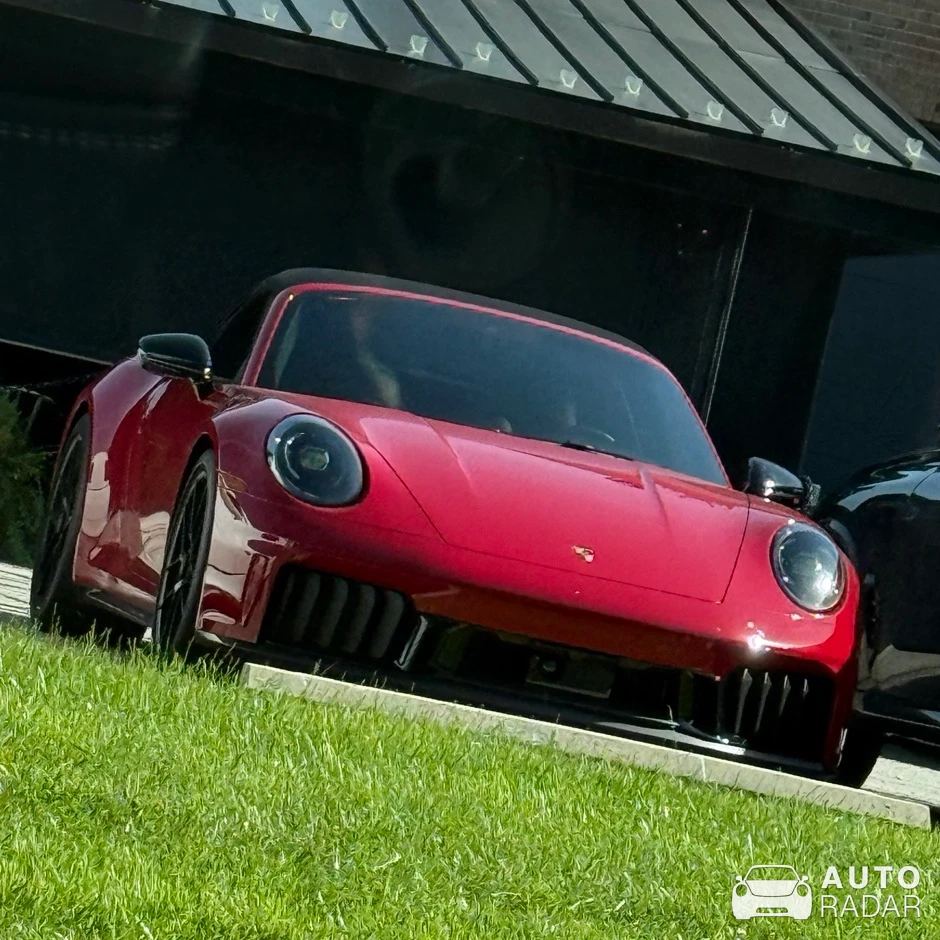 Porsche 992 Carrera GTS Cabriolet MkII spotted in Strongsville