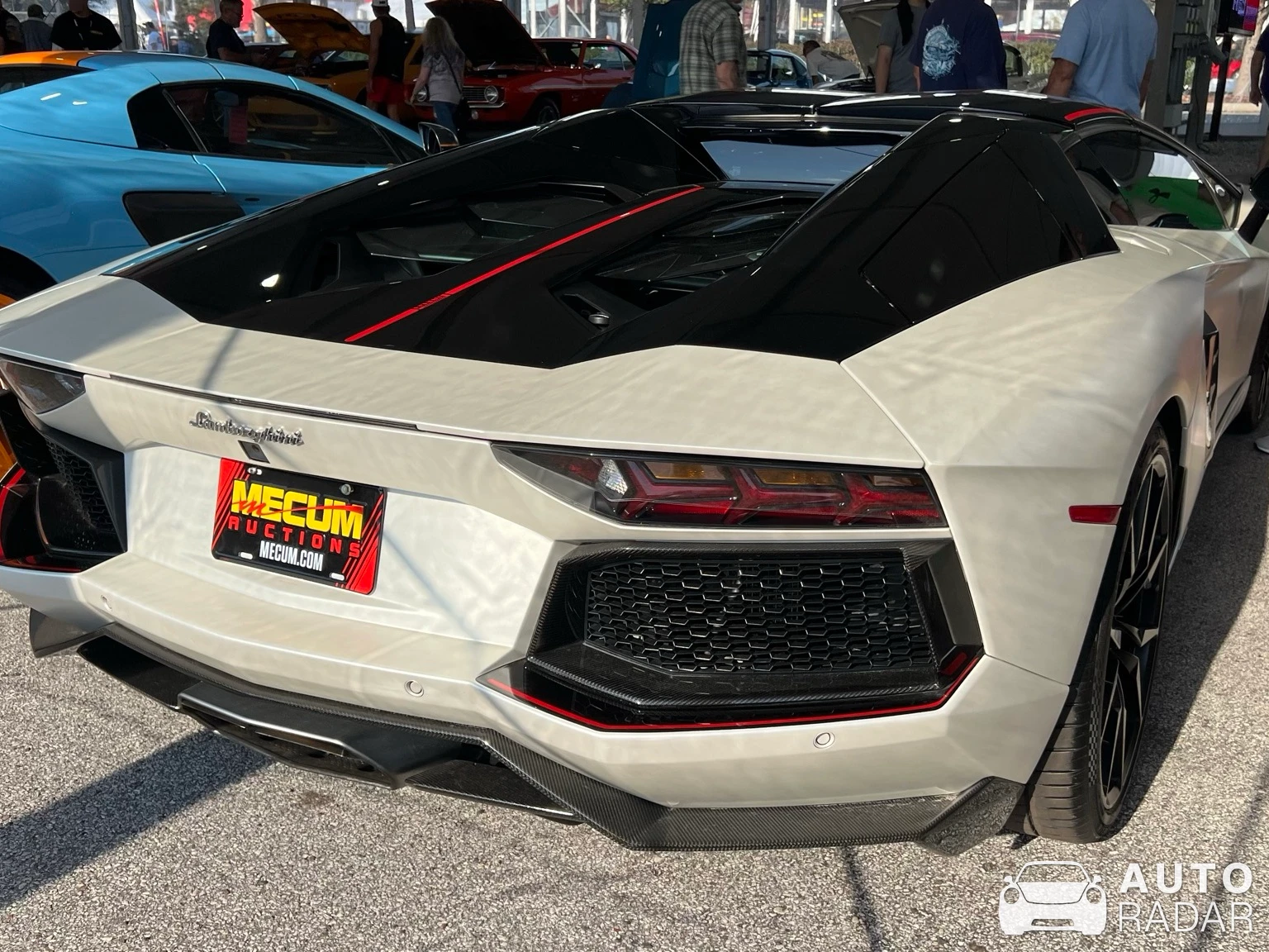 Lamborghini Aventador LP700-4 Pirelli Edition spotted in Kissimmee, United States