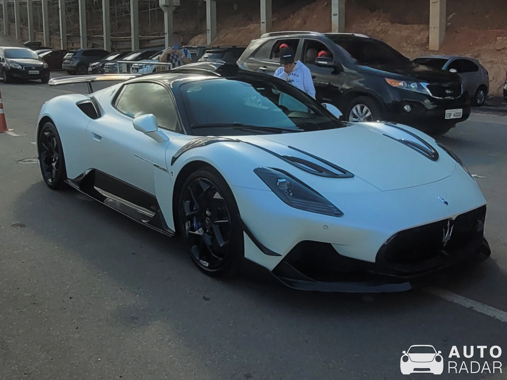 Maserati MC20 ARIA by 7Design spotted in Rochdale, Brasil