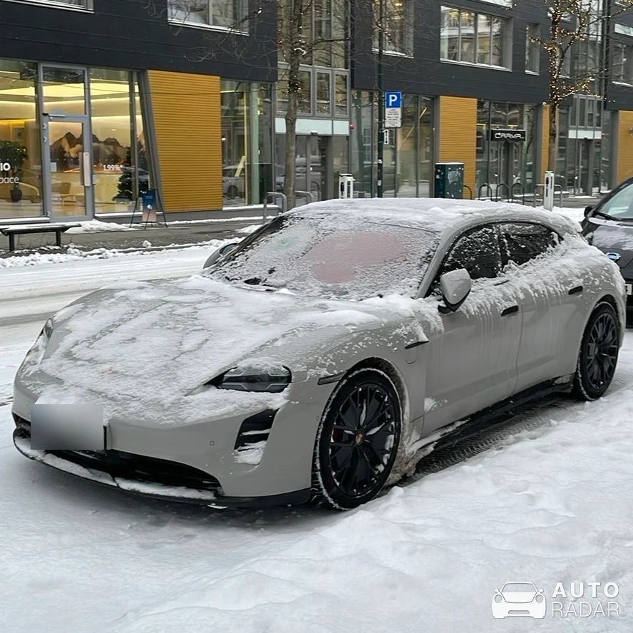 Porsche Taycan 4S Sport Turismo spotted in Trondheim, Norge