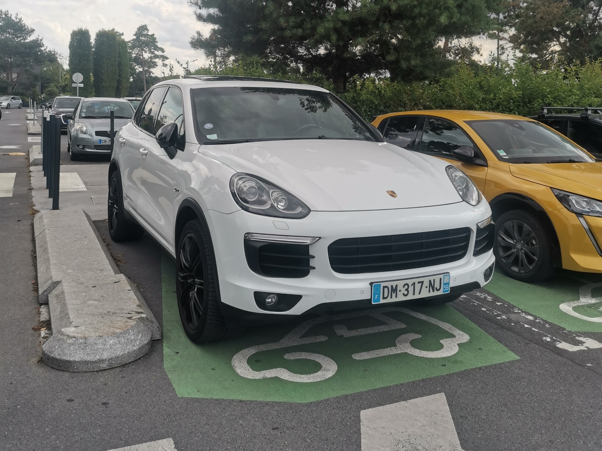 Porsche Cayenne Turbo S E-Hybrid
