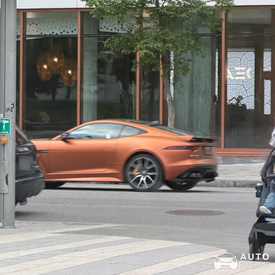 Jaguar F-Type SVR Coupé spotted in Montréal