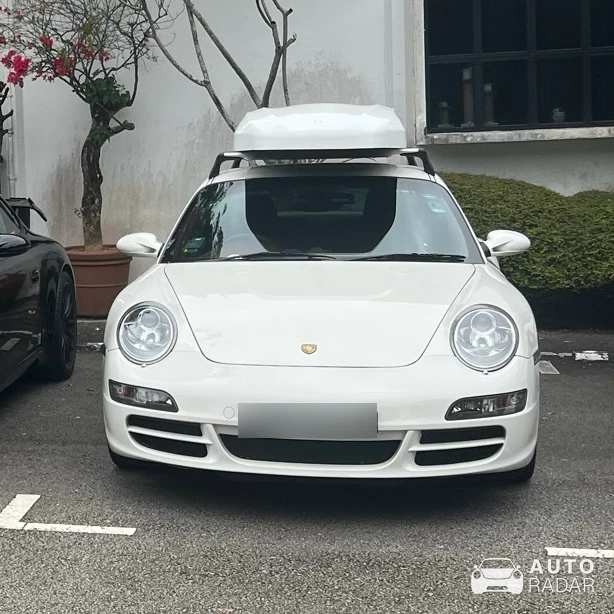 Porsche 997 Carrera 4S spotted in Singapore, Singapore