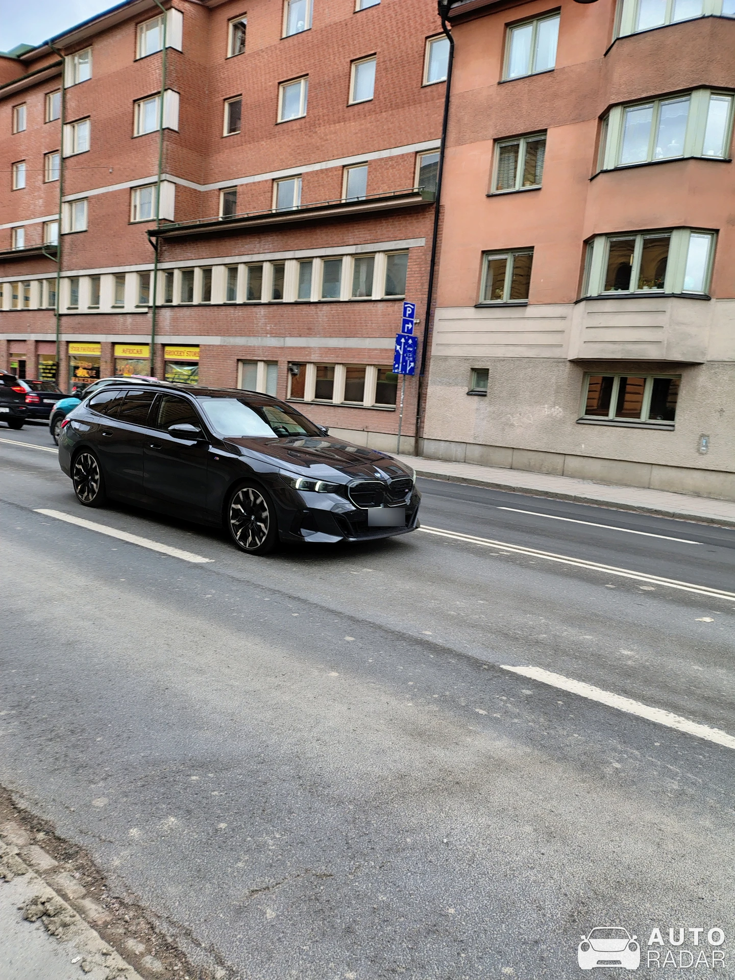 BMW i5 M50 G60 spotted