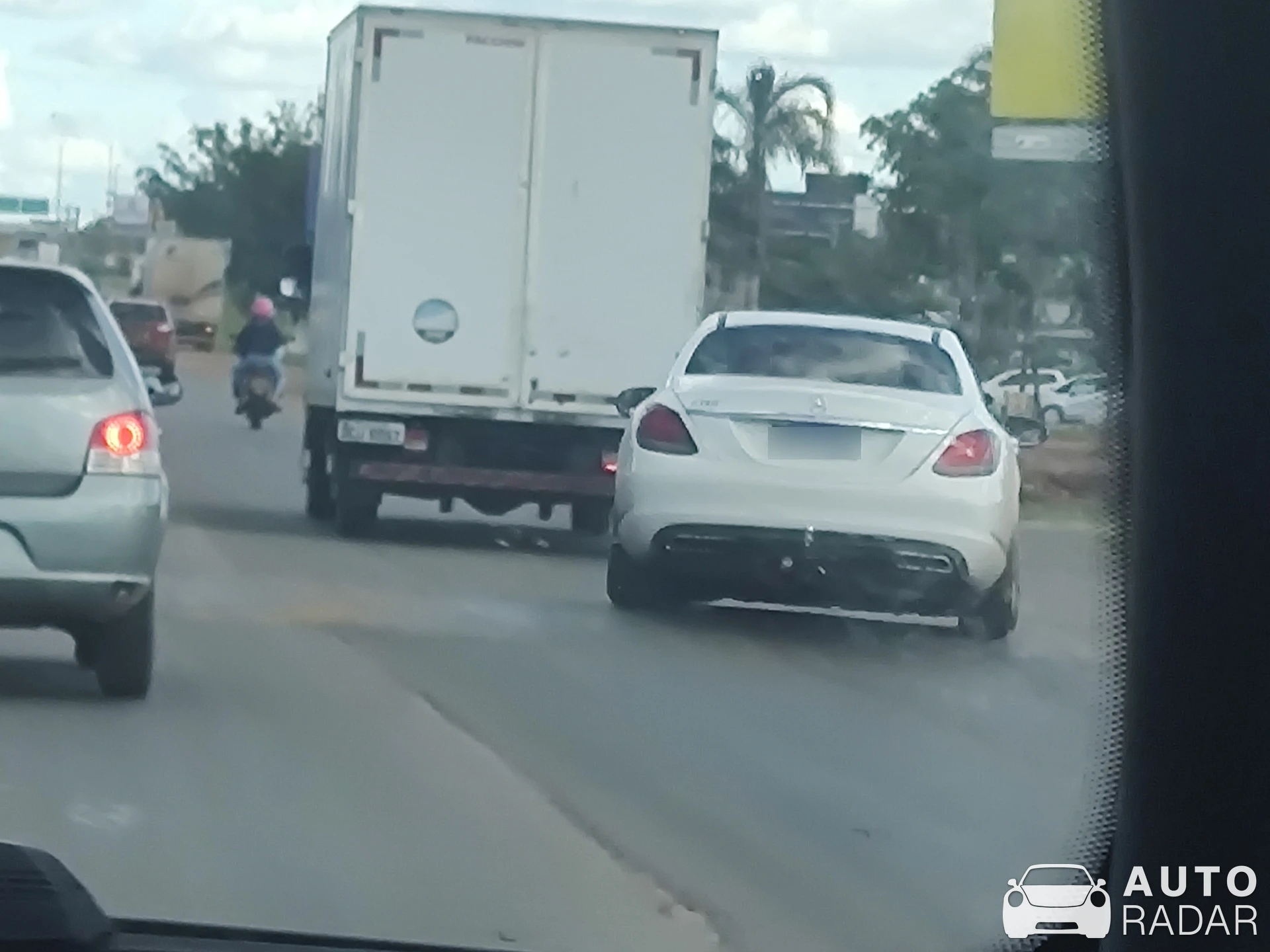 Mercedes-Benz C-Klasse W205 spotted in Setor Sul, Brasil