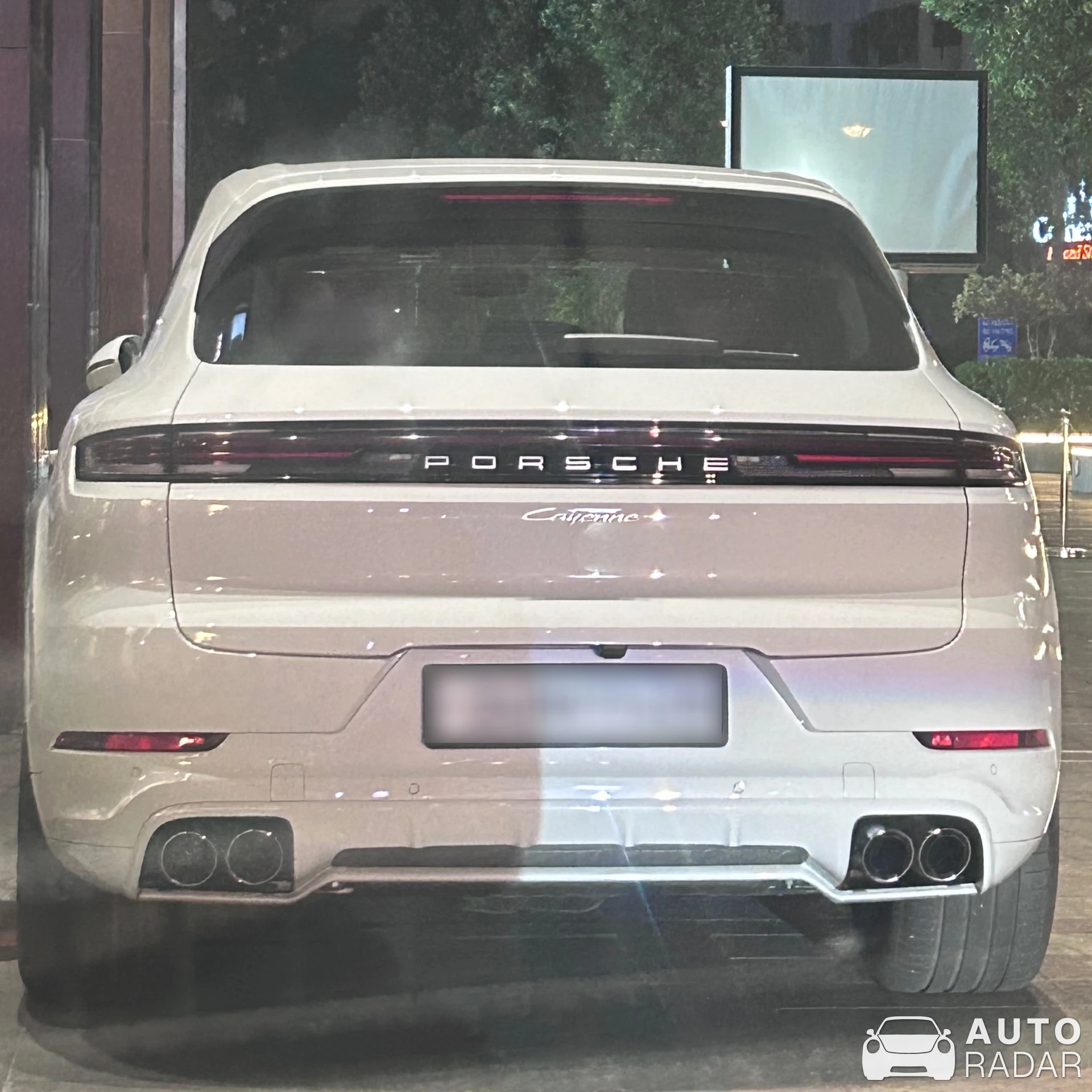 Porsche Cayenne spotted in Bengaluru, India