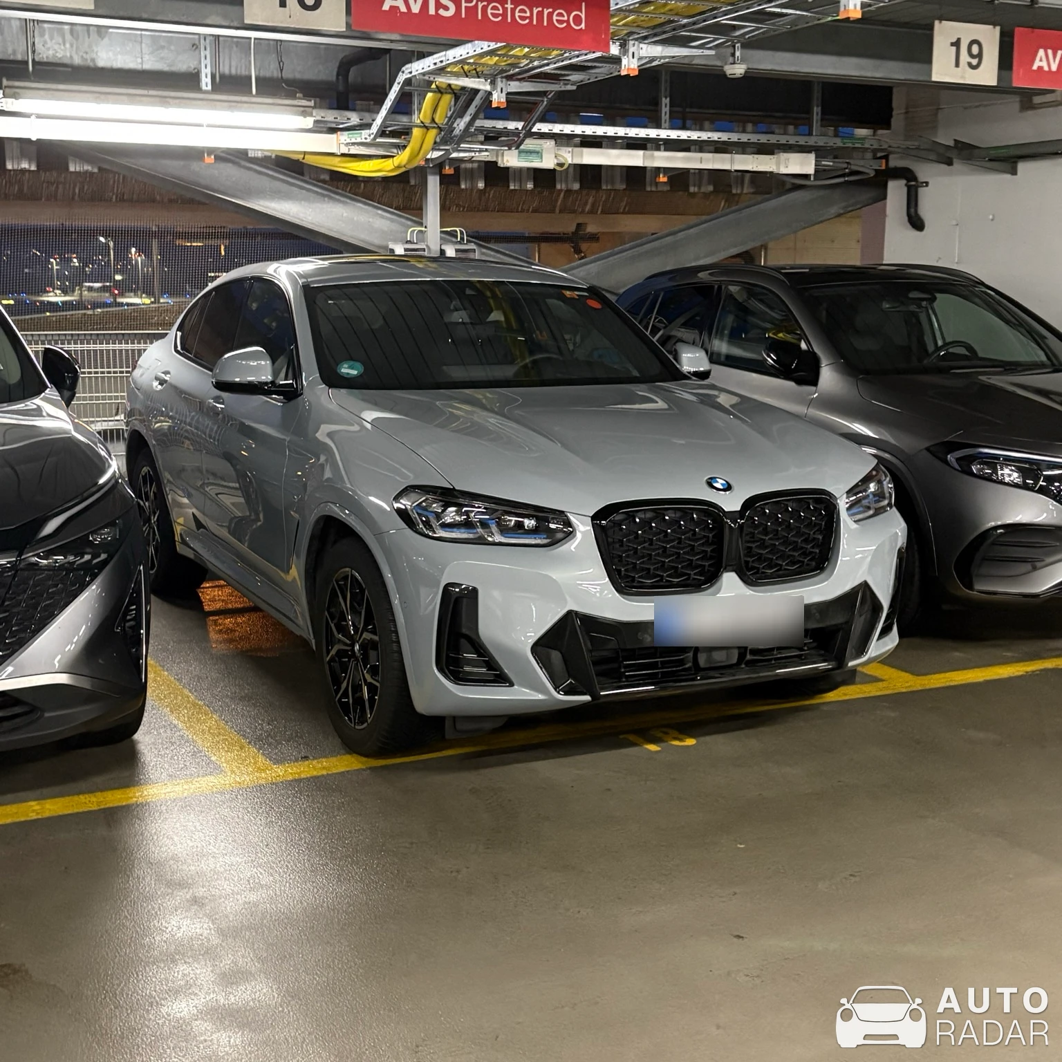 BMW X4 M35i F26 spotted in Kloten