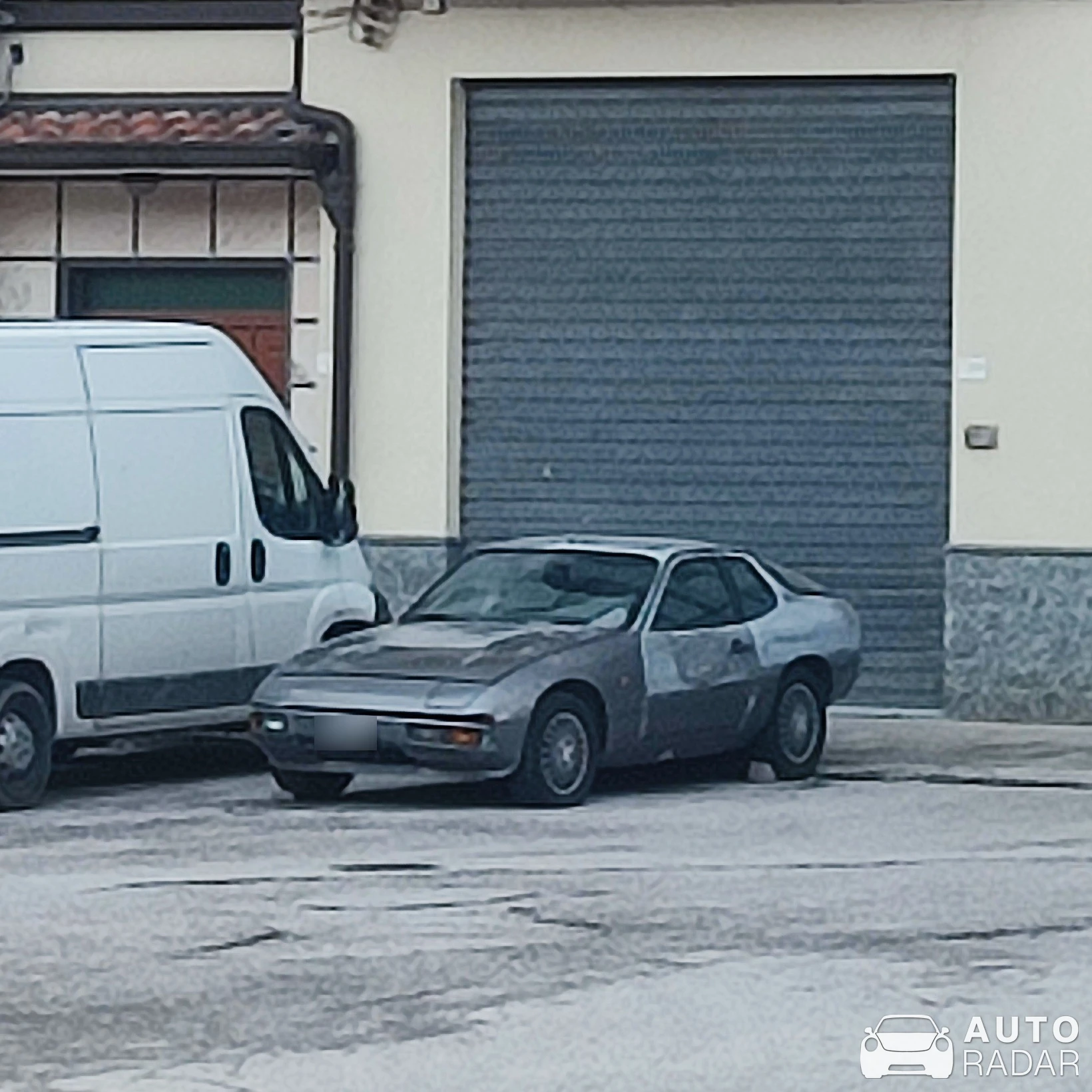 Porsche 924 spotted in Sala Consilina, Italia