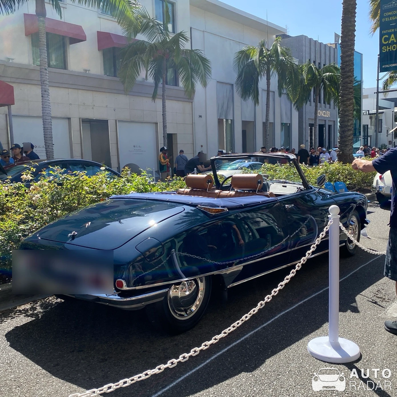 Citroën DS 19 Decapotable spotted in Beverly Hills
