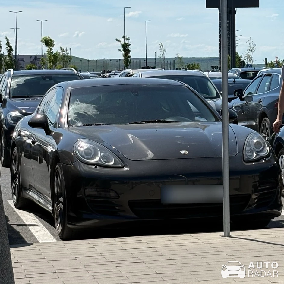 Porsche 970 Panamera S spotted in Iași