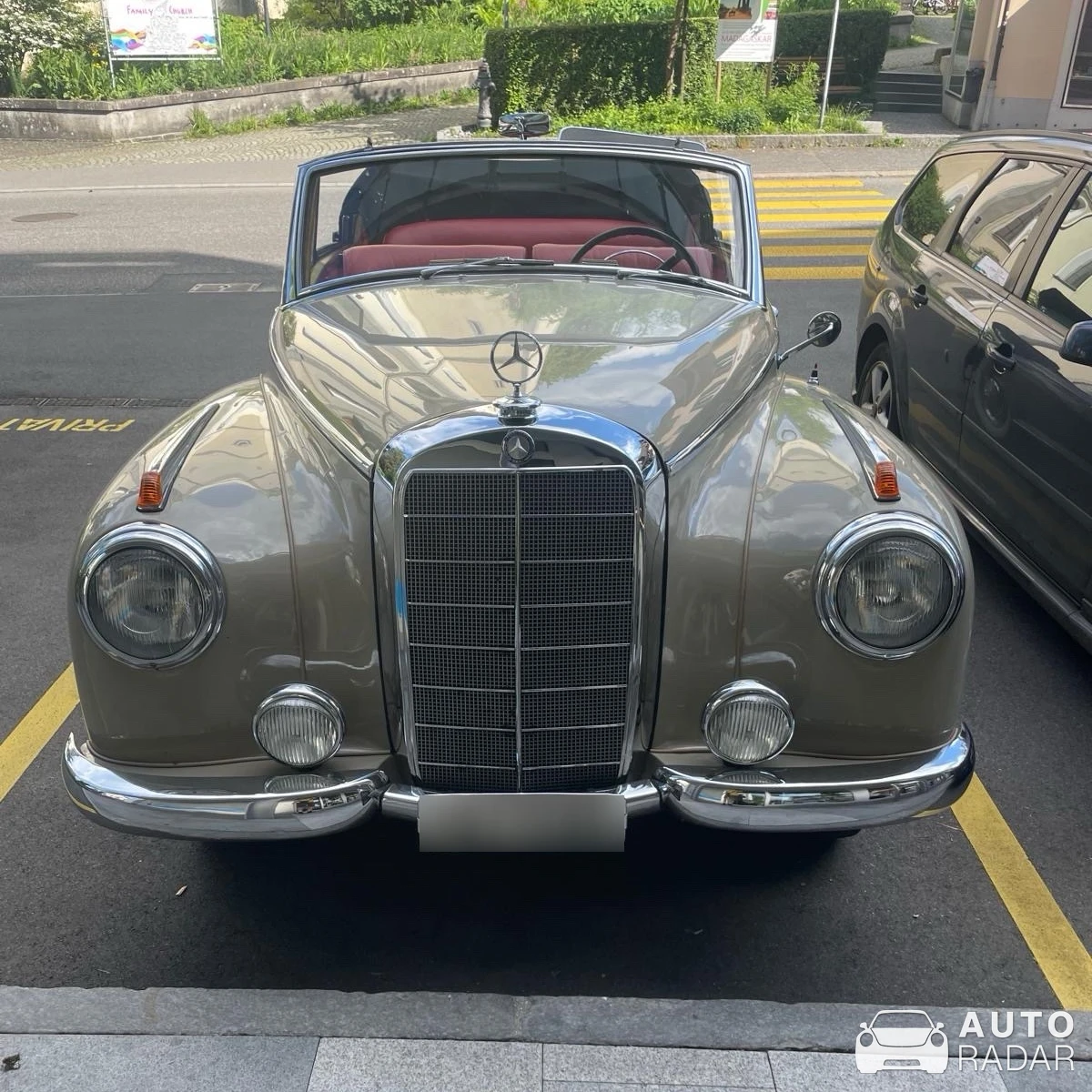 Mercedes-Benz 300 Cabriolet D spotted in Wädenswil