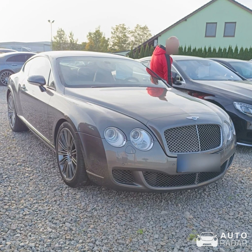 Bentley Continental GT spotted in Dobšice, Czechia
