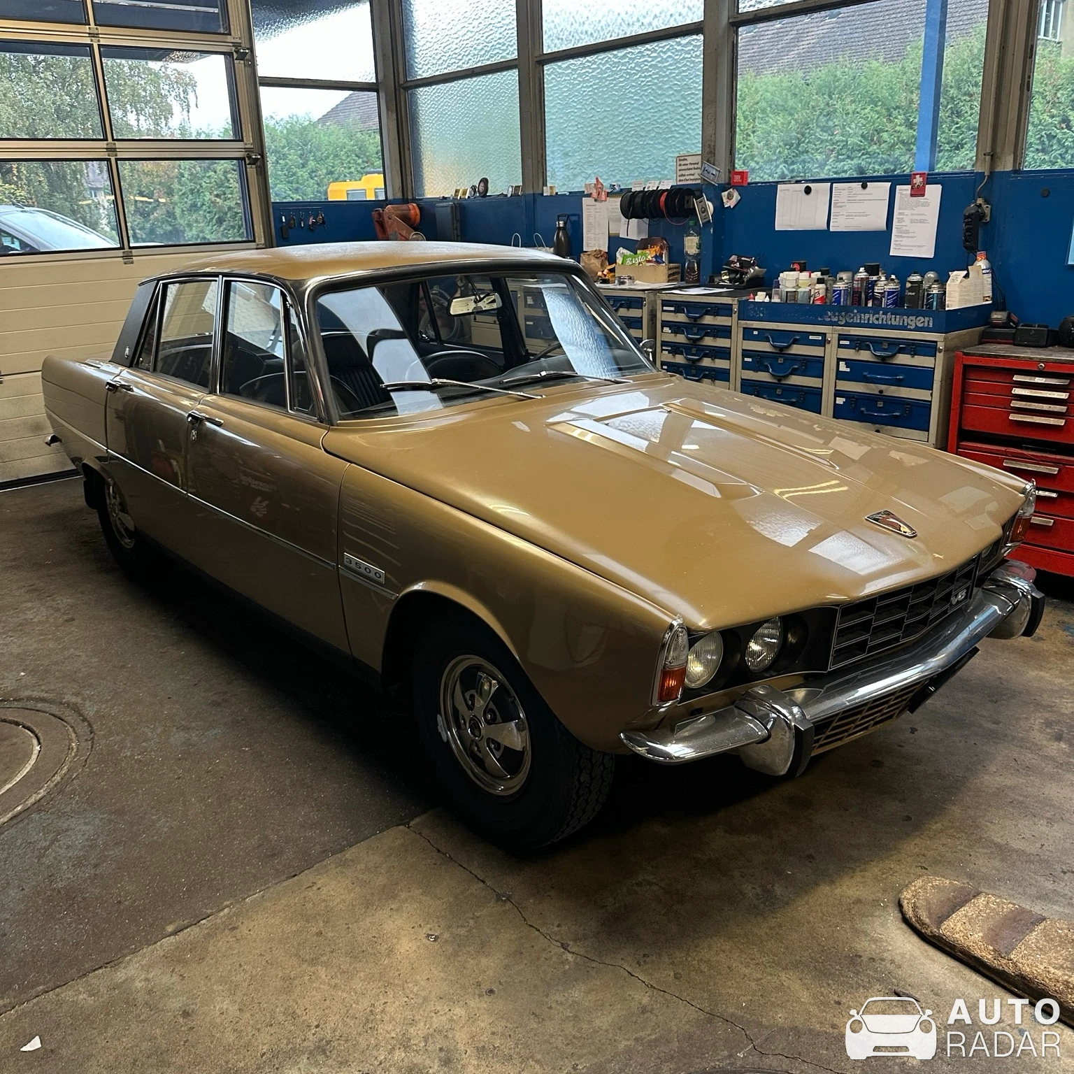Rover P6 3500 spotted in Oberweningen