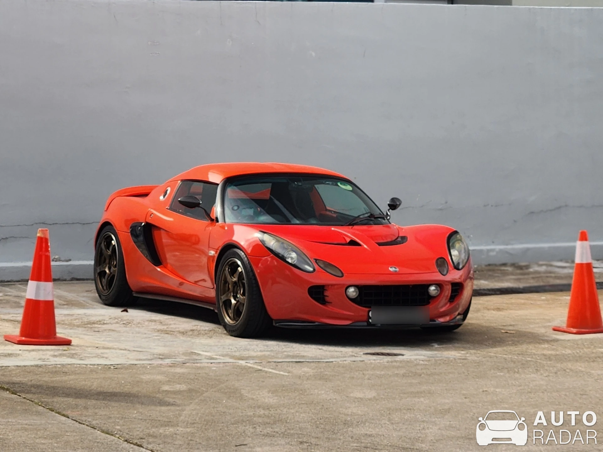 Lotus Elise S2 spotted in Singapore, Singapore