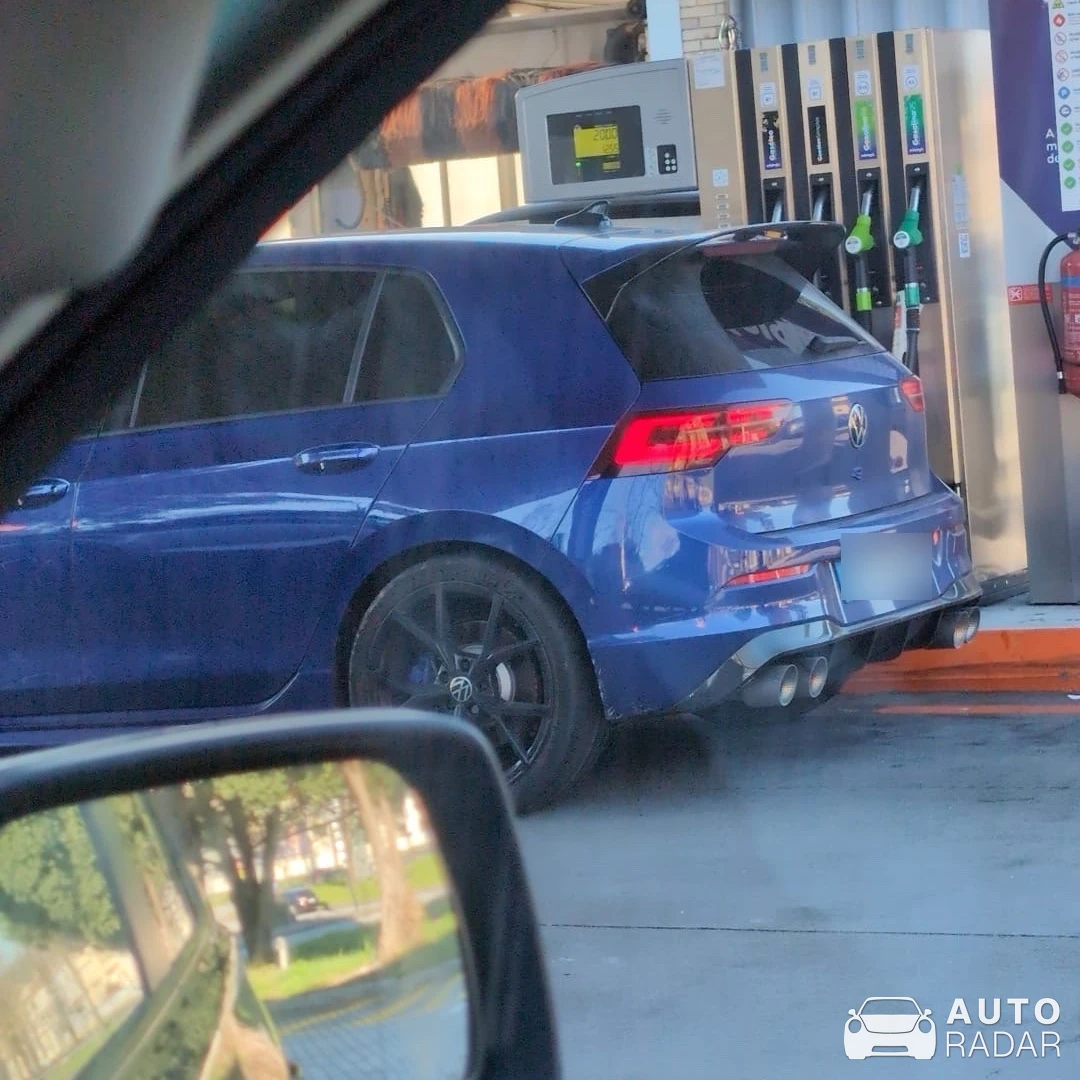 Volkswagen Golf 8 R spotted in Valongo, Portugal