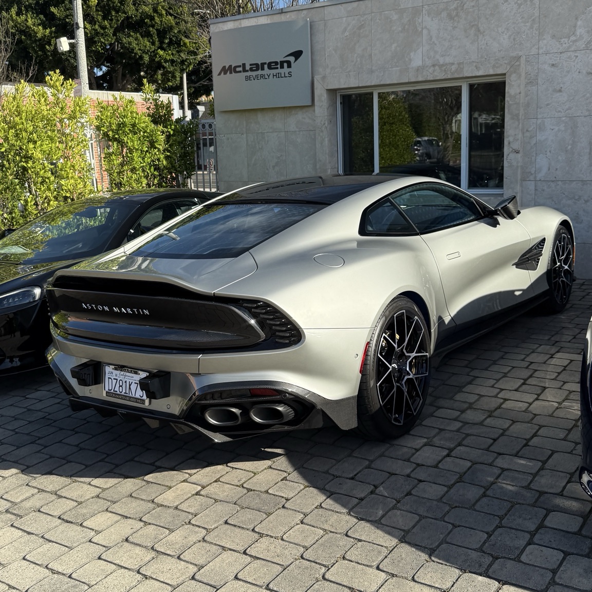 Aston Martin Vanquish 2025