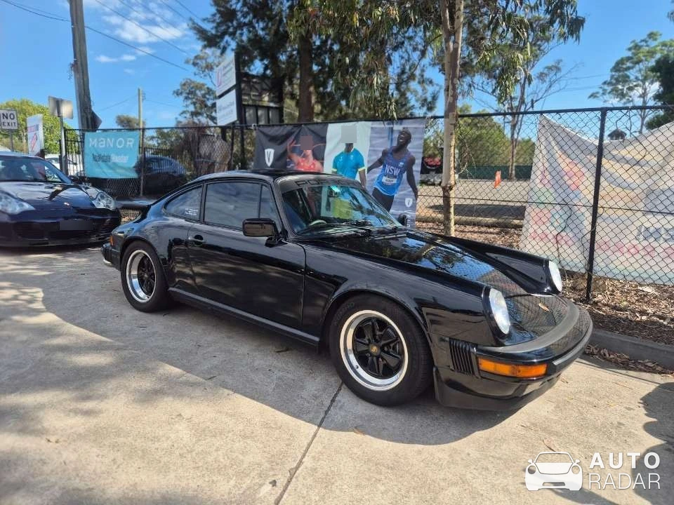 Porsche 911 SC spotted in Point Vernon, Australia
