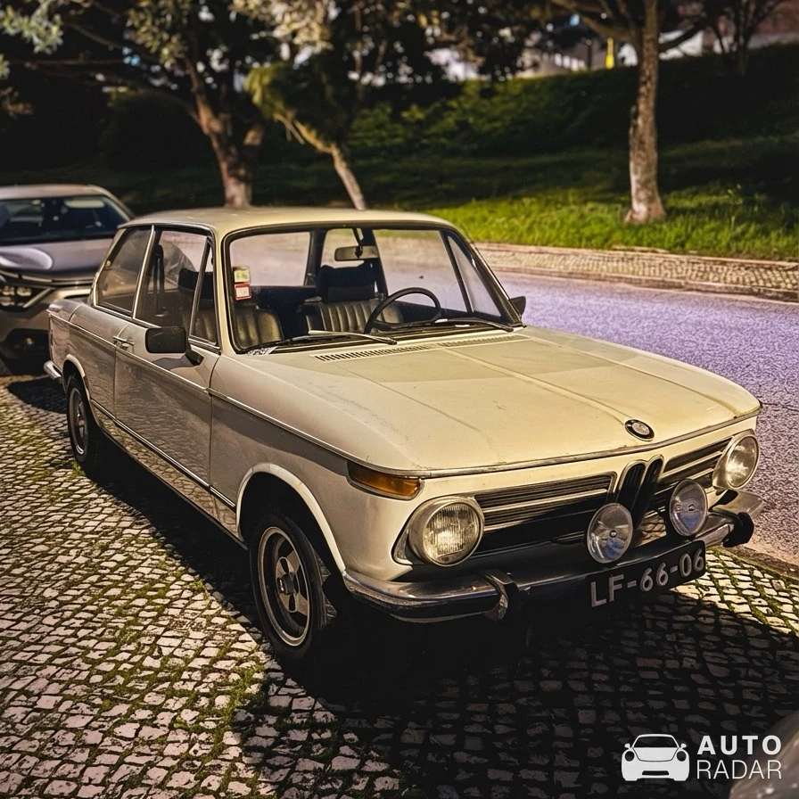 BMW 2002 spotted in Forte da Casa, Portugal