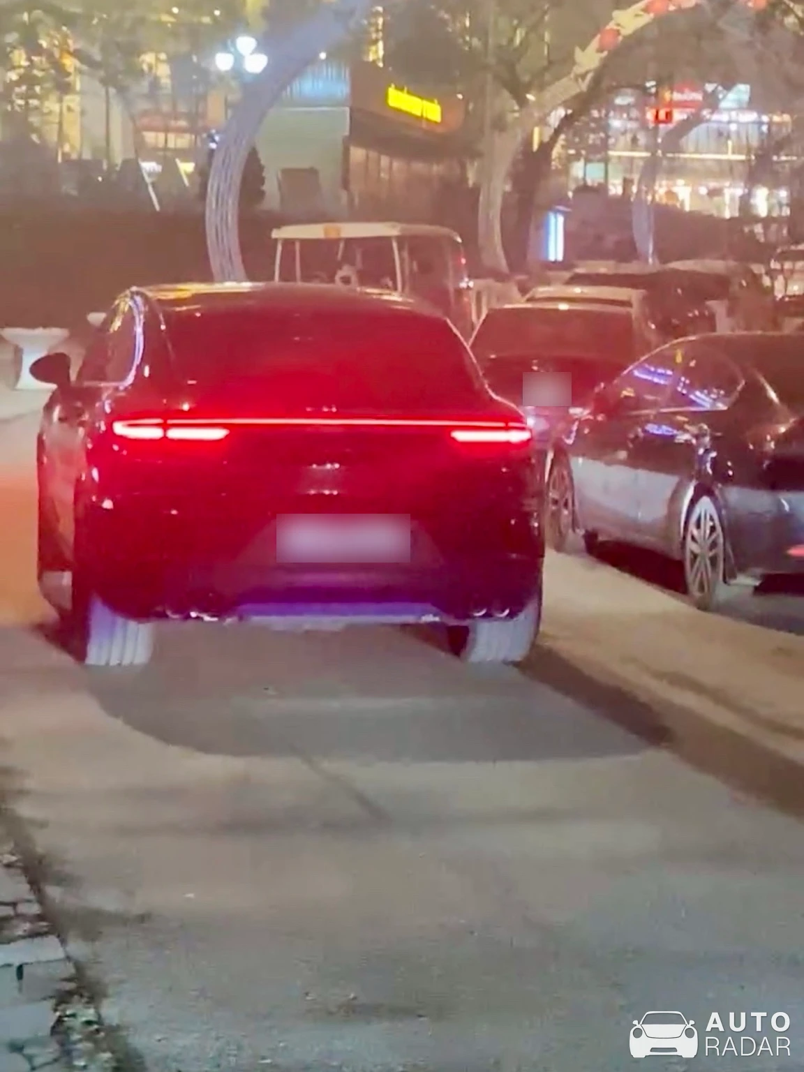 Porsche Cayenne Coupé S spotted in Tam Đảo, Việt Nam