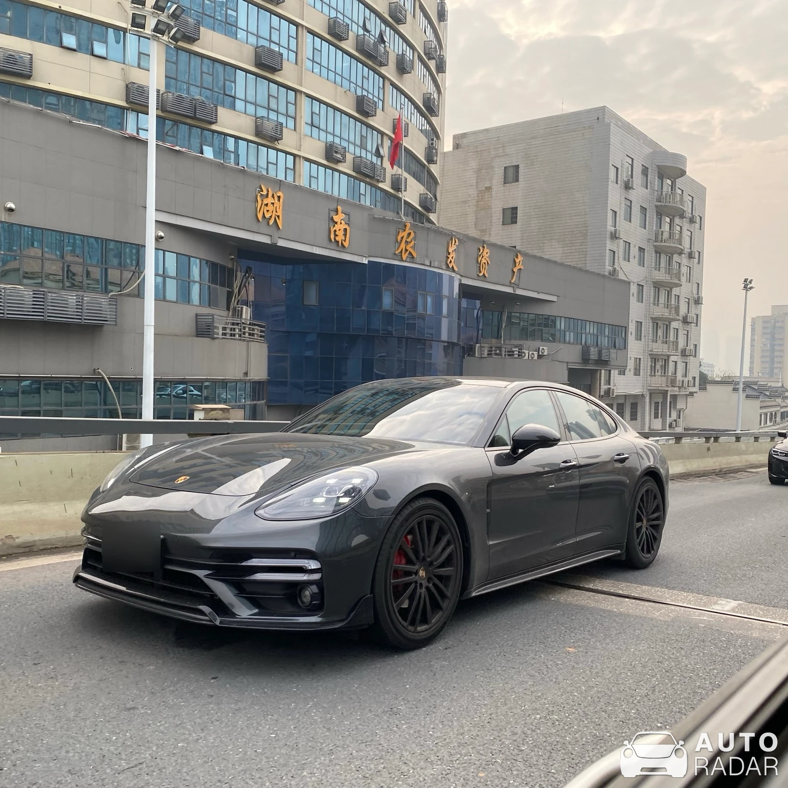 Porsche 971 Panamera GTS spotted in Chang Sha Shi, China