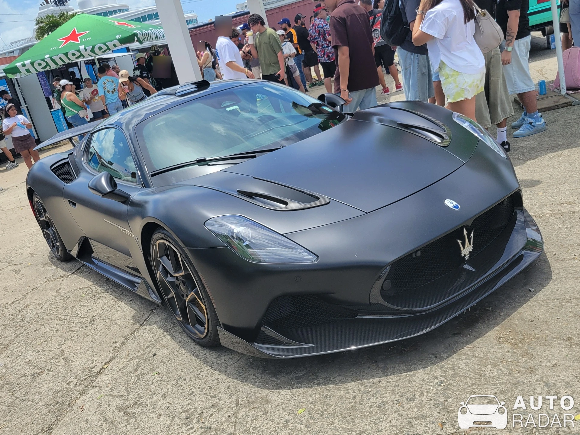 Maserati MC20 Notte Edition spotted in San Juan