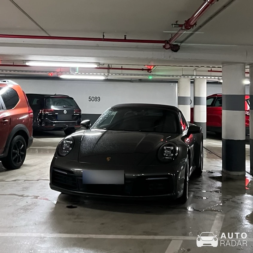 Porsche 992 Carrera Cabriolet MkI spotted in Köln, Deutschland